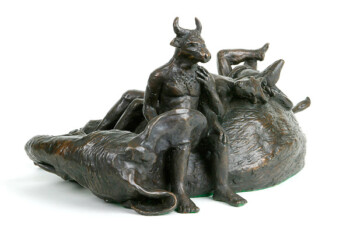 'Resting' - bronze, edition of 5 - 20 x 45 x 28 cms