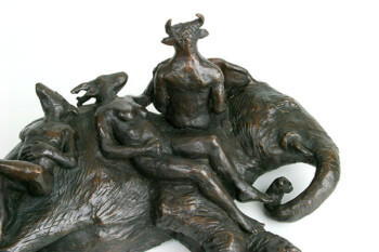 'Resting' - bronze, edition of 5 - 20 x 45 x 28 cms